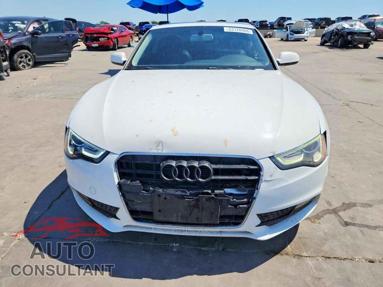 AUDI A5 2014 - WAUCFAFR7EA038041