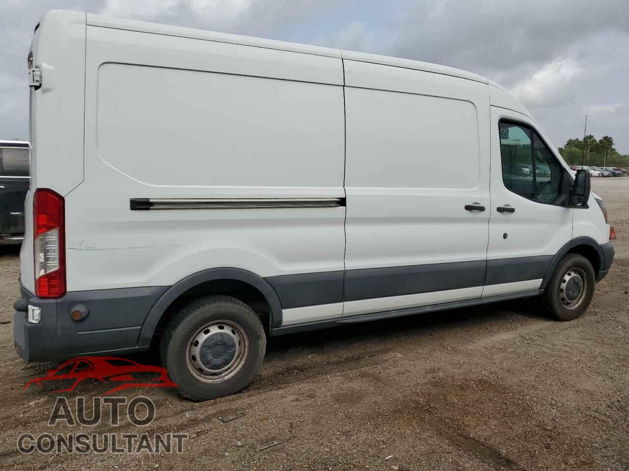 FORD TRANSIT 2017 - 1FTYR2CM3HKA89274