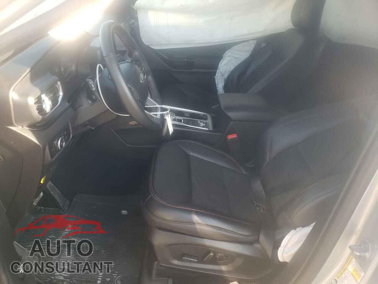 FORD EXPLORER 2023 - 1FMSK8KH6PGB24811