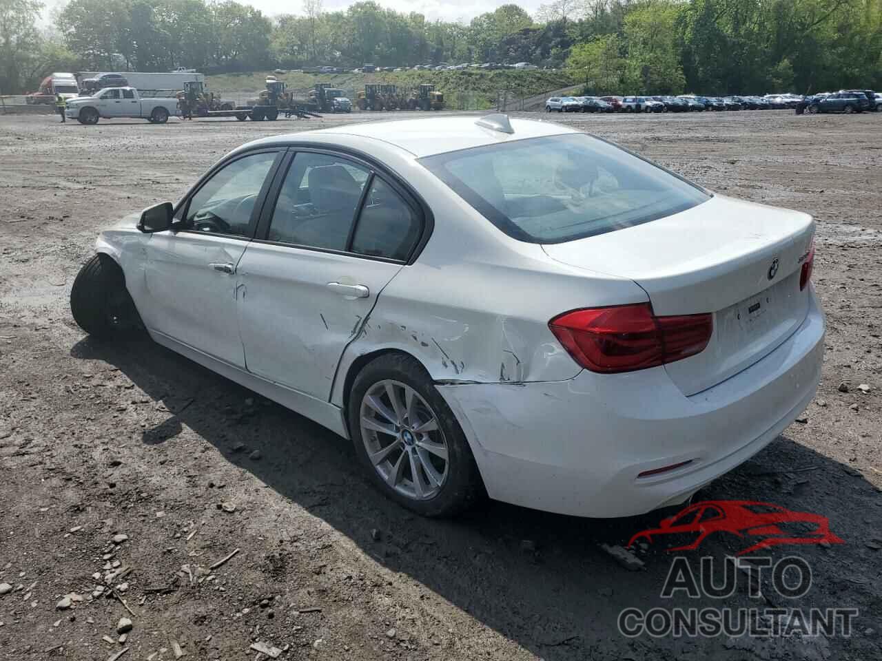 BMW 3 SERIES 2018 - WBA8A9C57JAH14828