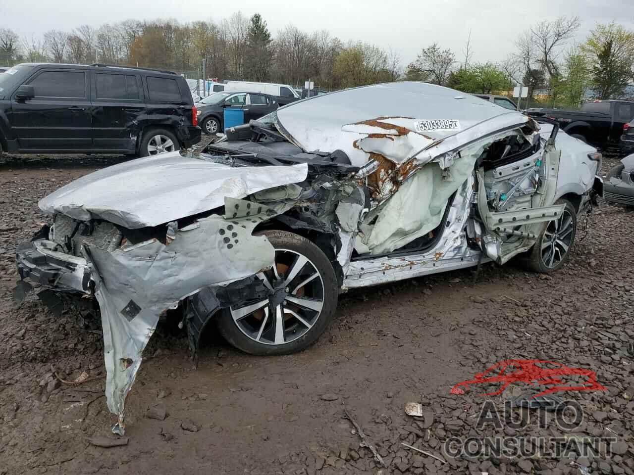 NISSAN MAXIMA 2023 - 1N4AA6CV5PC511312