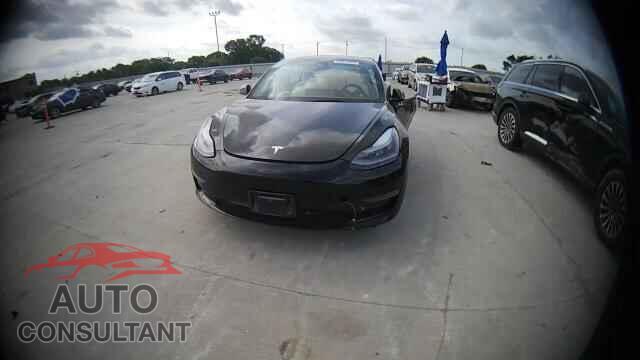 TESLA MODEL 3 2022 - 5YJ3E1EB2NF163451