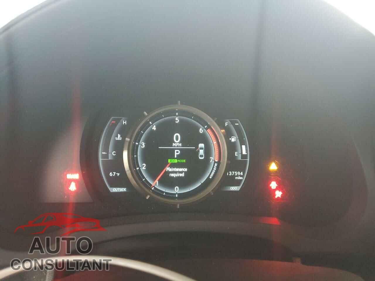 LEXUS IS 2016 - JTHBA1D20G5017660