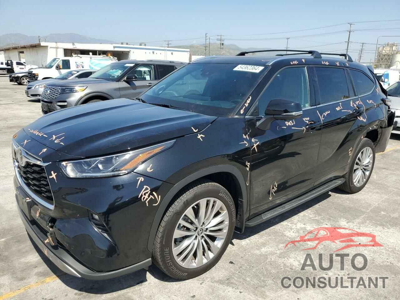 TOYOTA HIGHLANDER 2023 - 5TDKDRAH1PS034784