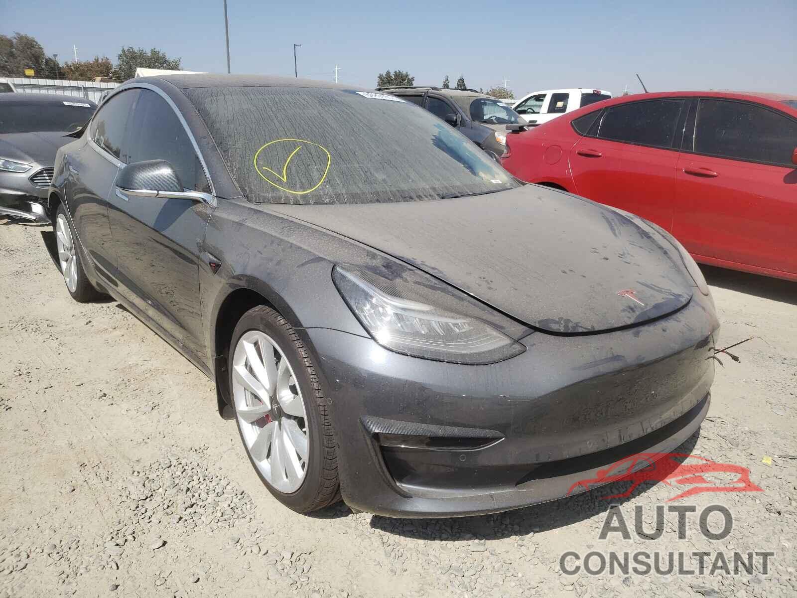 TESLA MODEL 3 2018 - 5YJ3E1EA1JF051063
