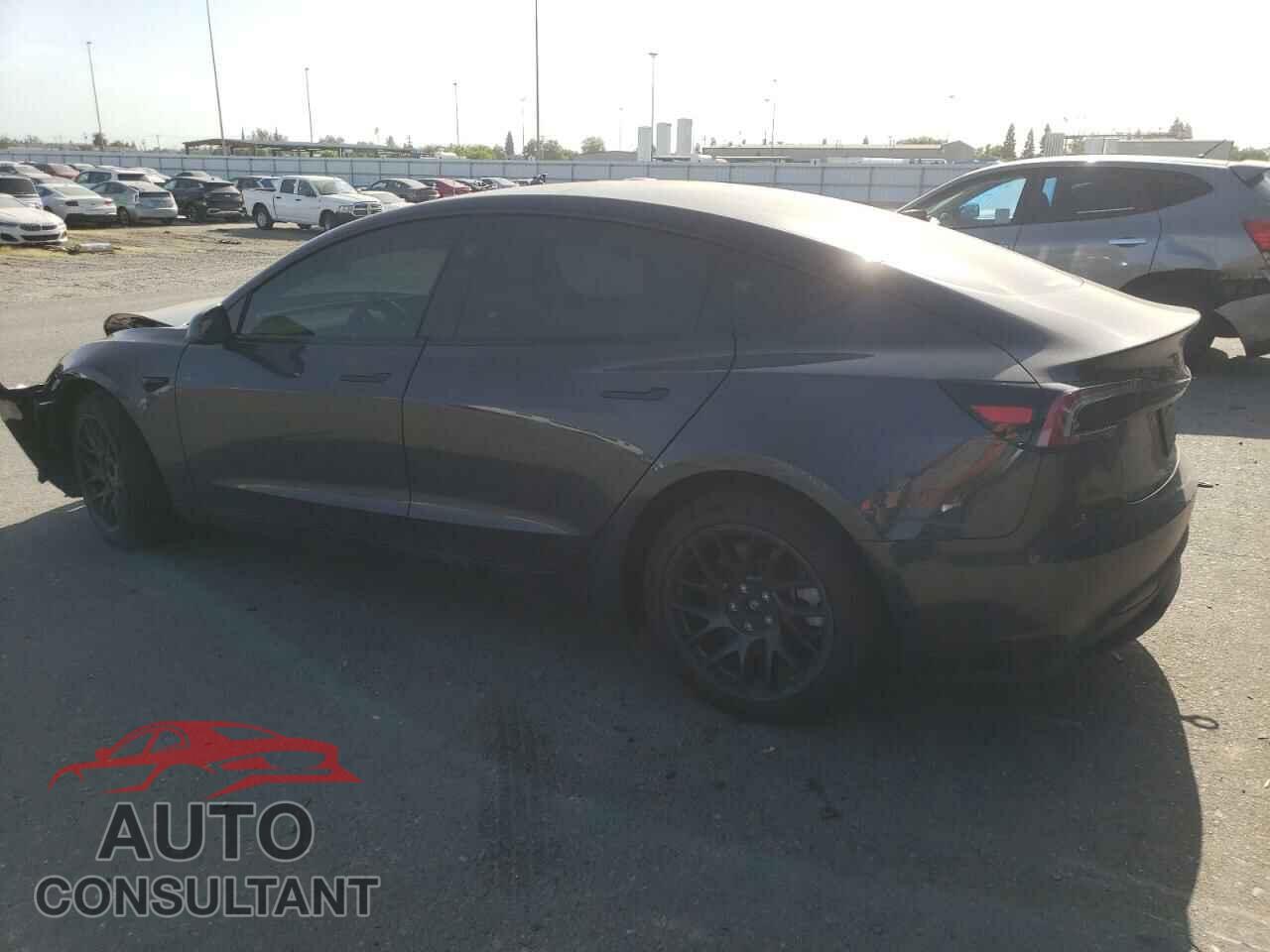 TESLA MODEL 3 2024 - 5YJ3E1EA9RF859401
