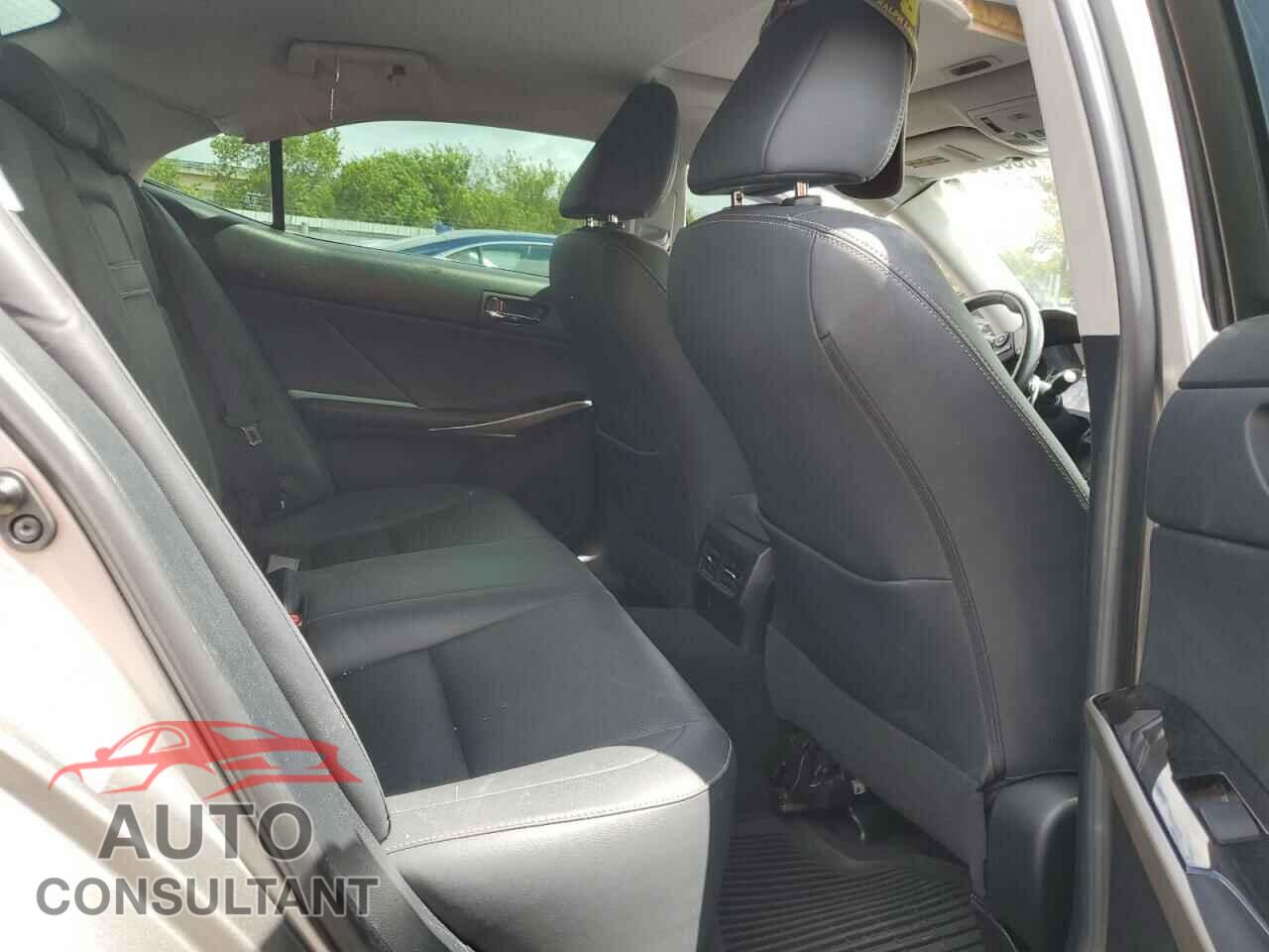 LEXUS IS 2015 - JTHBF1D22F5064544