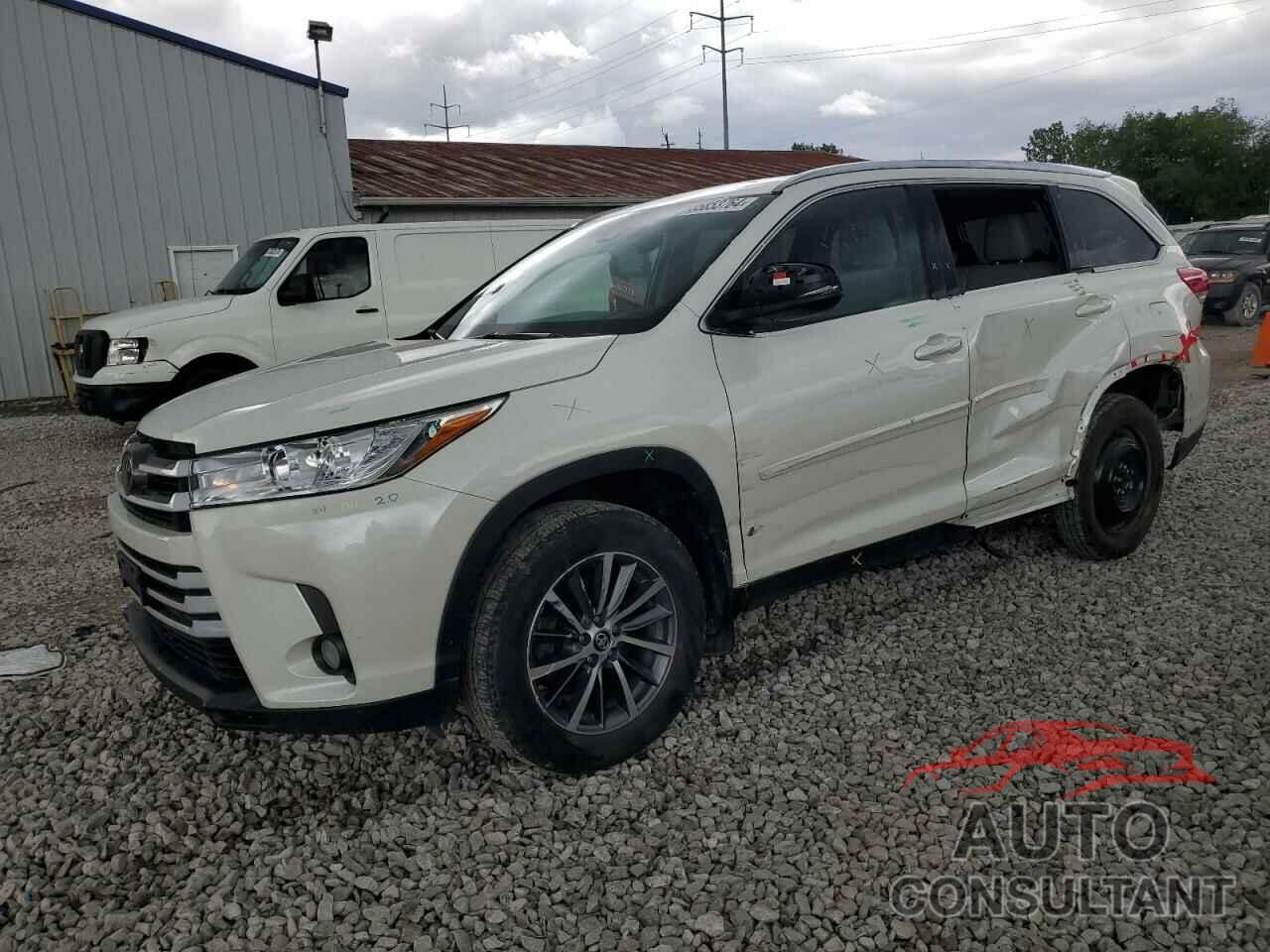 TOYOTA HIGHLANDER 2019 - 5TDJZRFH0KS572097