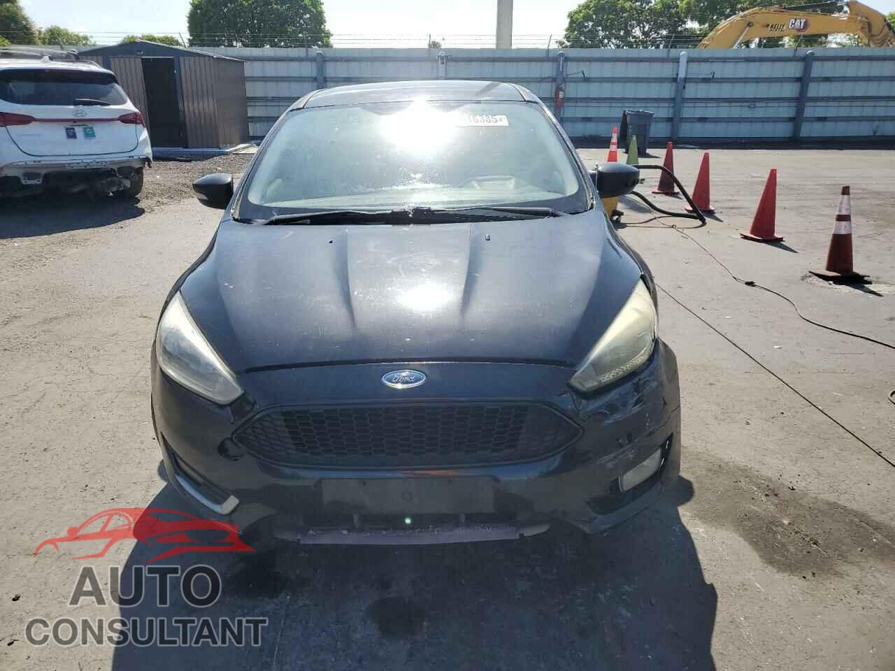 FORD FOCUS 2015 - 1FADP3F28FL268069
