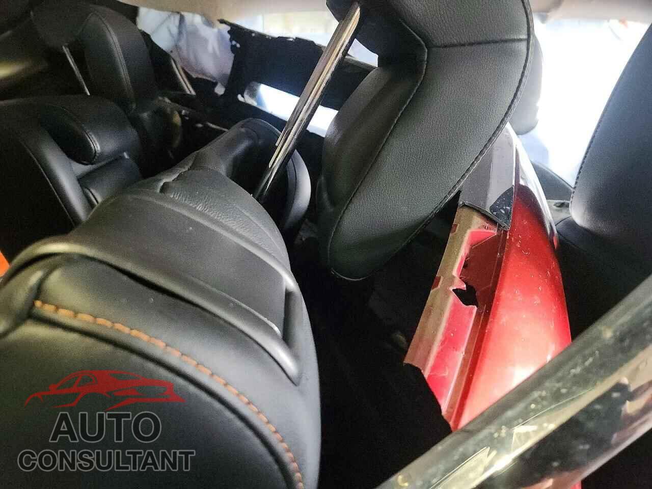MITSUBISHI ECLIPSE 2018 - JA4AT5AA7JZ046514