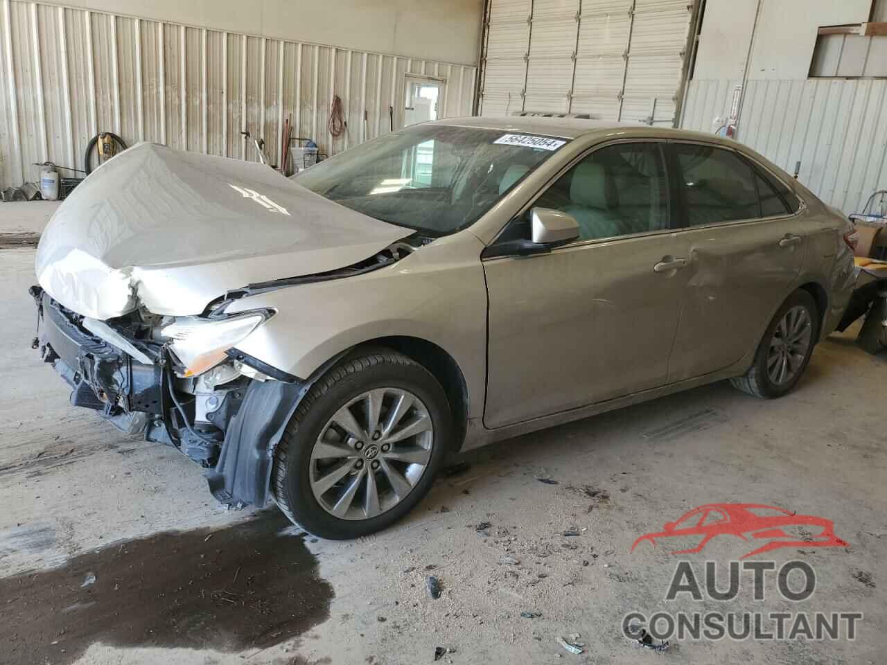 TOYOTA CAMRY 2016 - 4T4BF1FK4GR547637