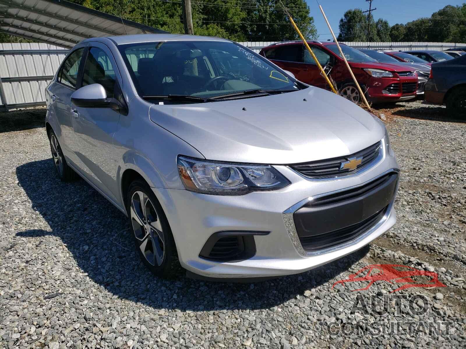 CHEVROLET SONIC 2018 - 1G1JF5SB6J4134545