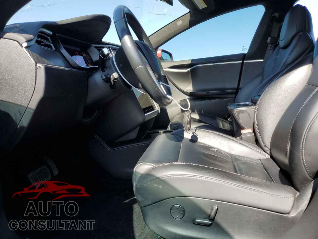 TESLA MODEL S 2017 - 5YJSA1E20HF211072