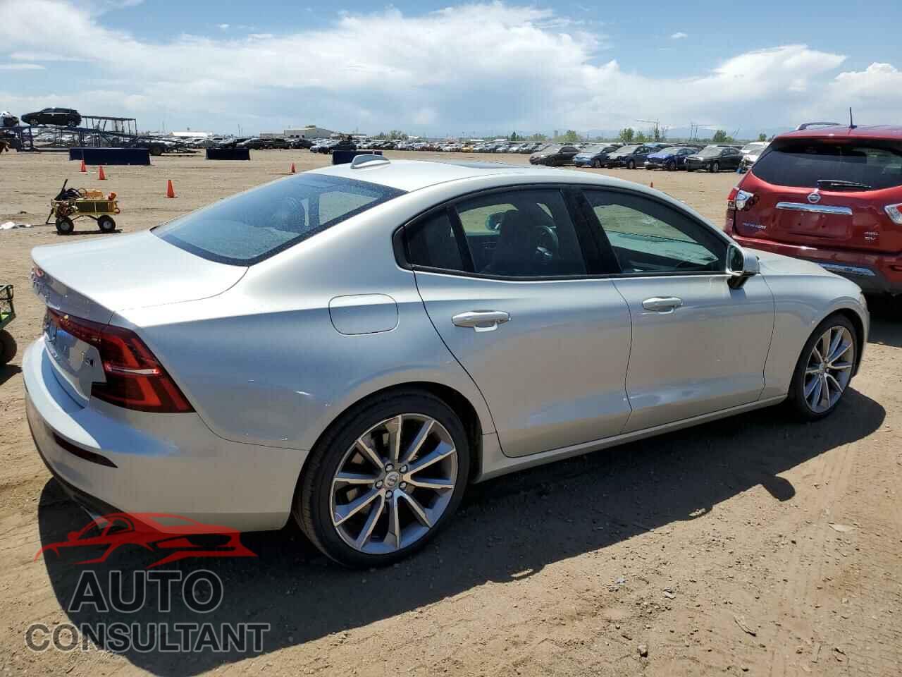 VOLVO S60 2019 - 7JRA22TK2KG004800