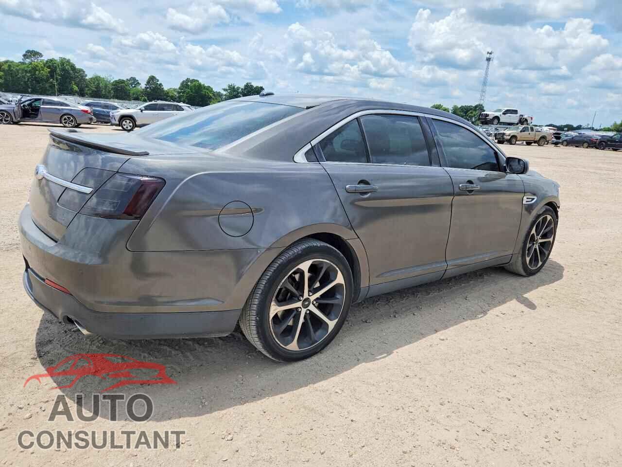 FORD TAURUS 2015 - 1FAHP2E85FG137353