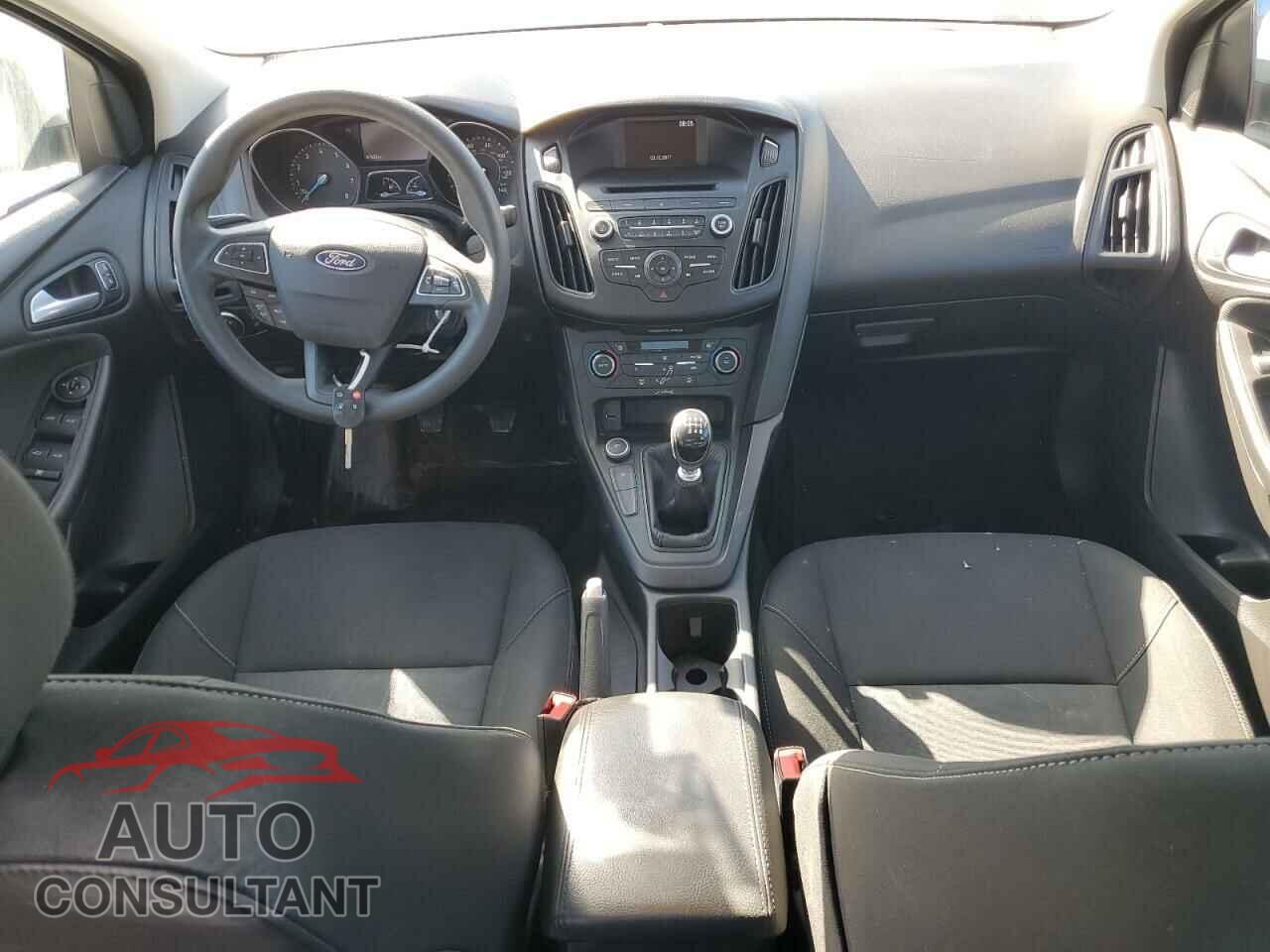 FORD FOCUS 2017 - 1FADP3FE7HL238199
