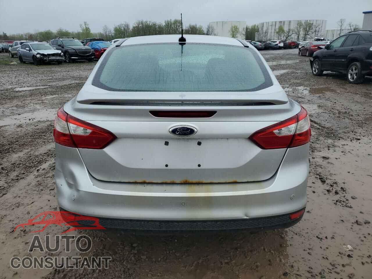 FORD FOCUS 2014 - 1FADP3F23EL164491