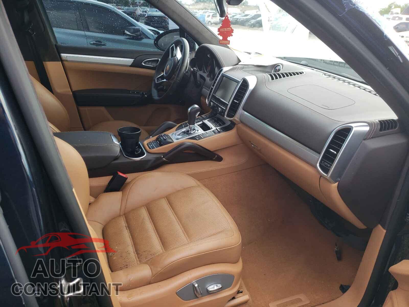 PORSCHE CAYENNE 2016 - WP1AD2A22GLA71499