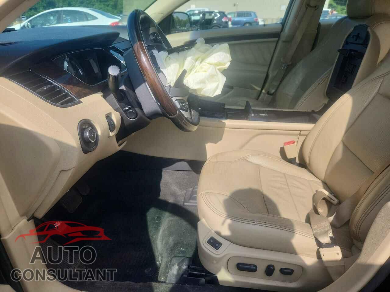 FORD TAURUS 2017 - 1FAHP2F87HG104467