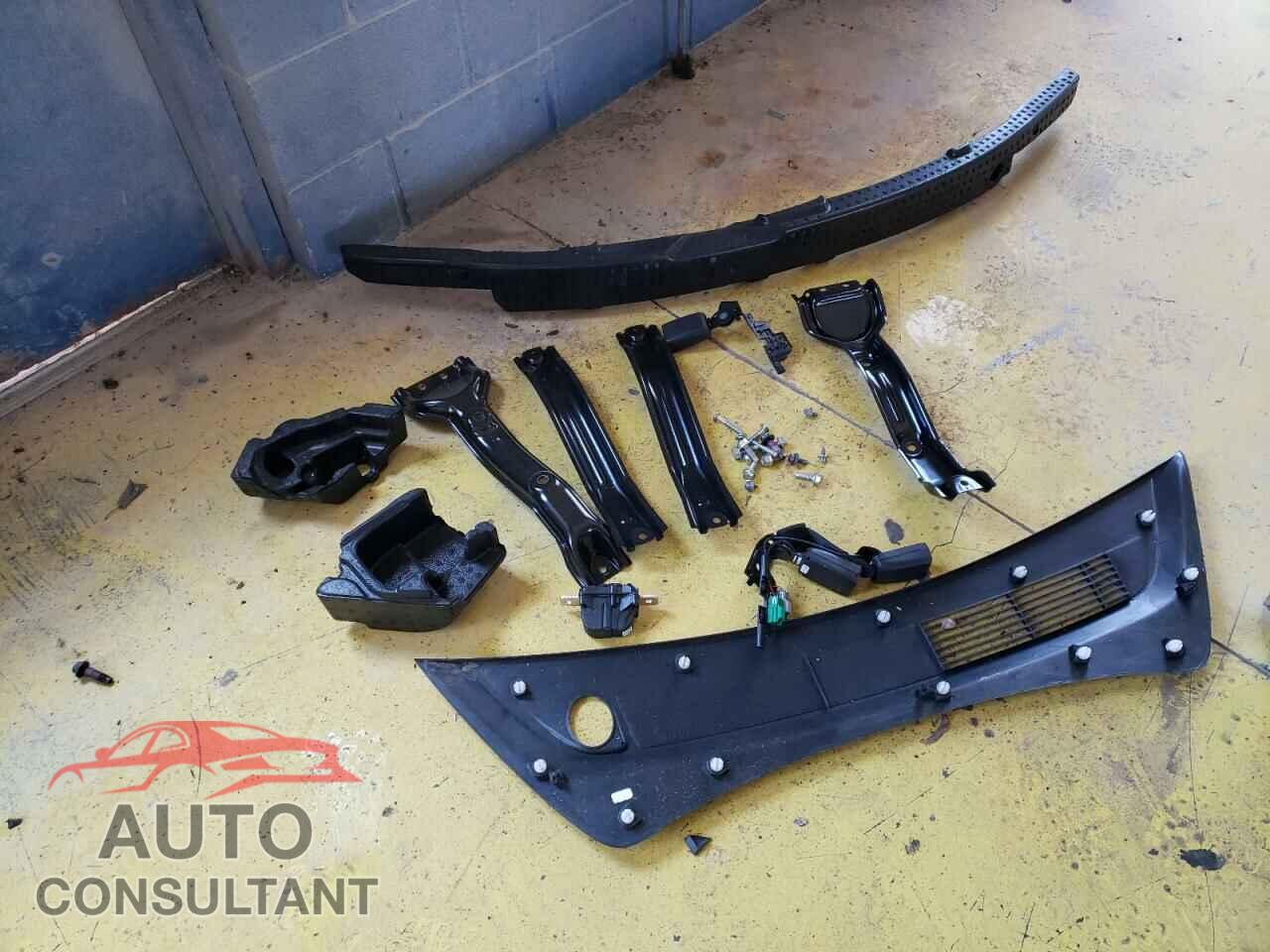 TESLA MODEL 3 2023 - 5YJ3E1EA1PF434980