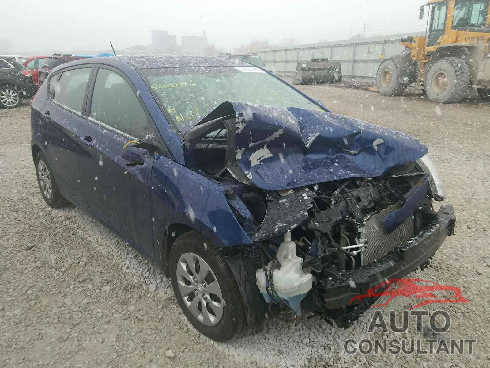 HYUNDAI ACCENT 2017 - KMHCT5AE8HU301028