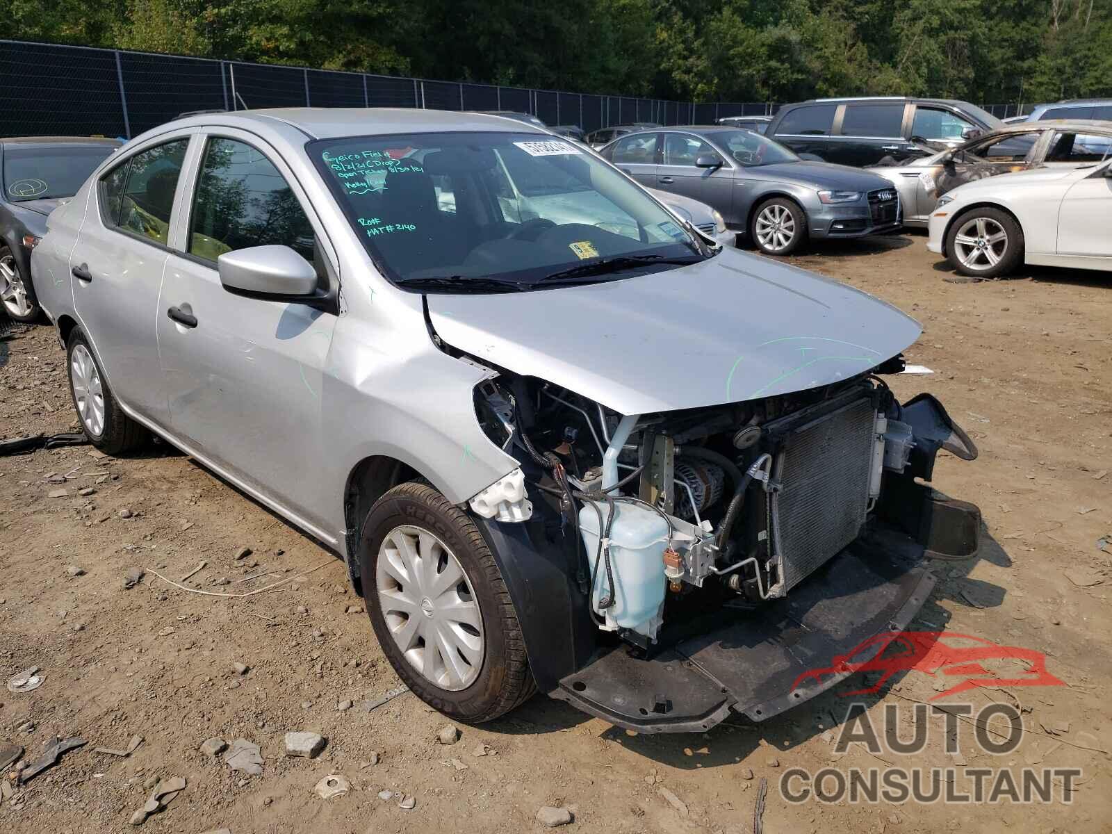 NISSAN VERSA 2017 - 3N1CN7AP9HL901517