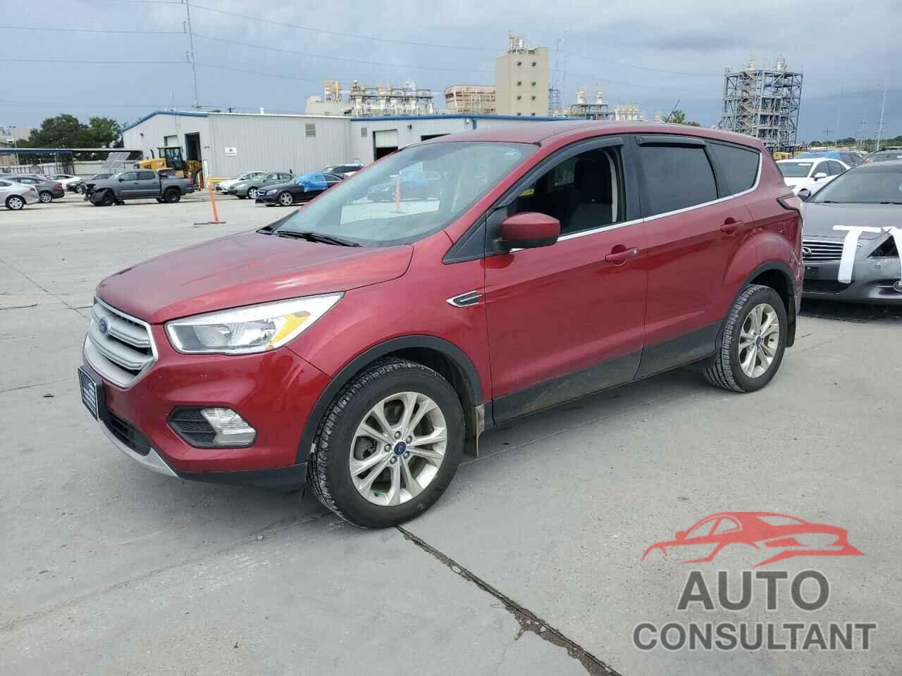 FORD ESCAPE 2017 - 1FMCU9GD2HUF03883