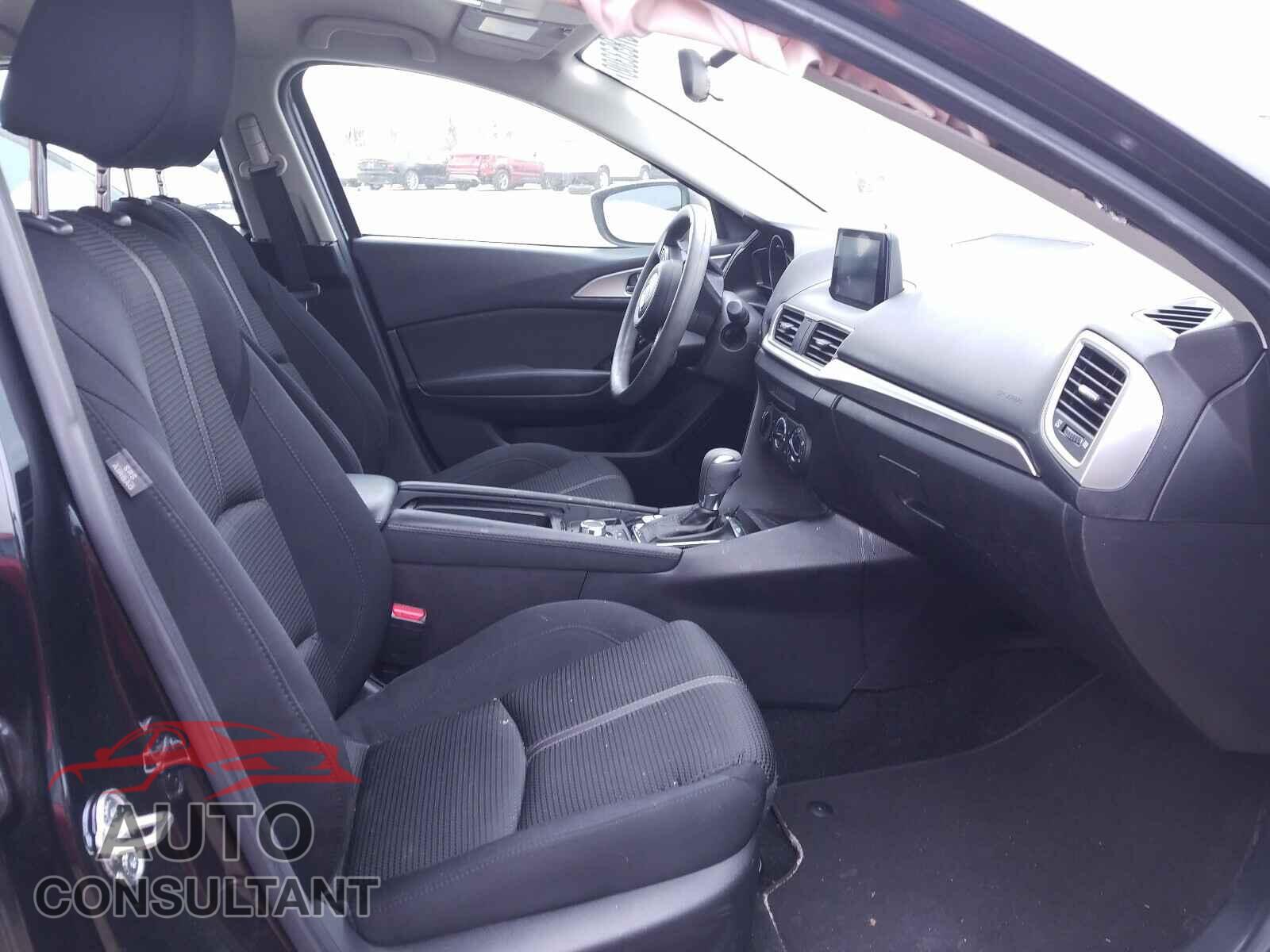 MAZDA 3 2017 - 3MZBN1U76HM103629