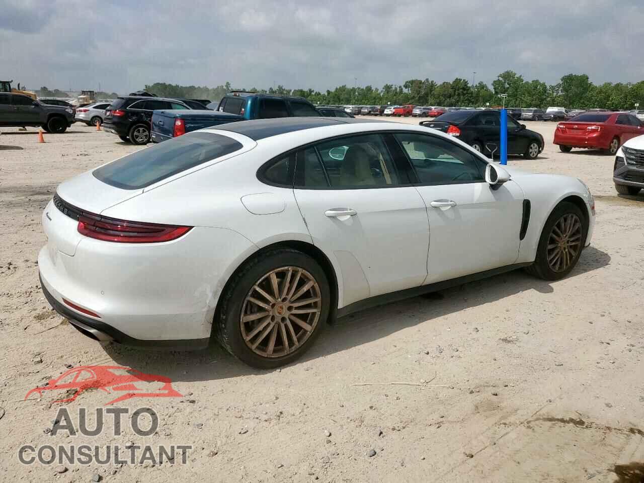 PORSCHE PANAMERA 2017 - WP0AA2A71HL102183