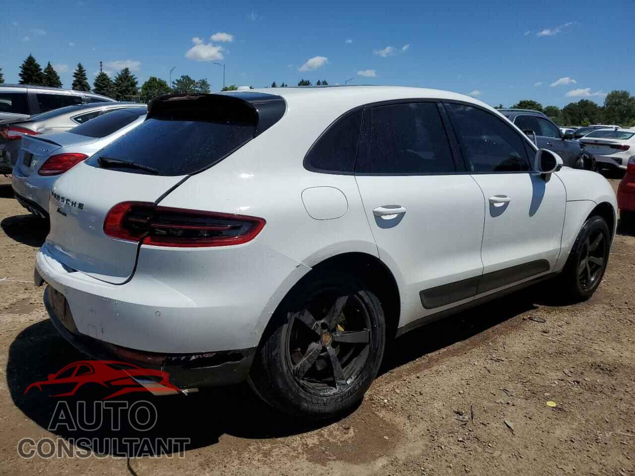 PORSCHE MACAN 2018 - WP1AA2A51JLB02672