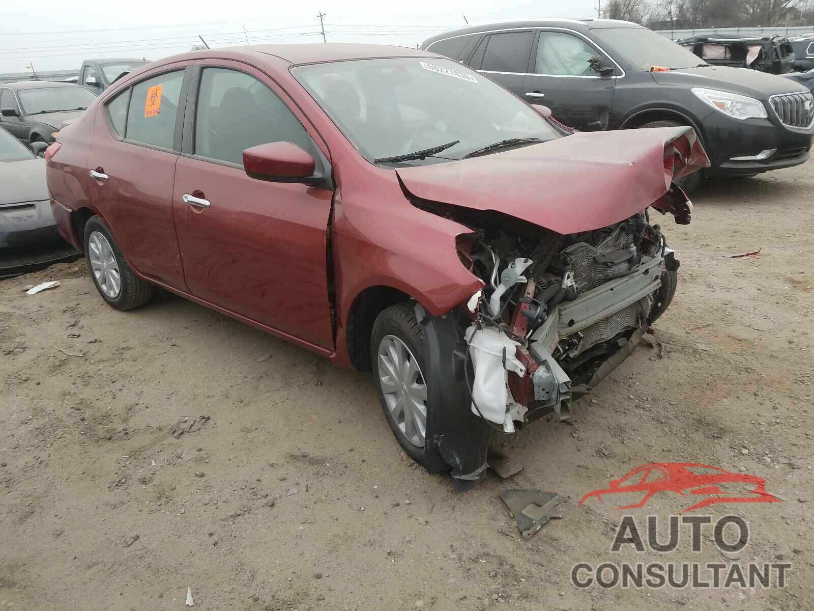 NISSAN VERSA 2018 - 3N1CN7AP9JL886054