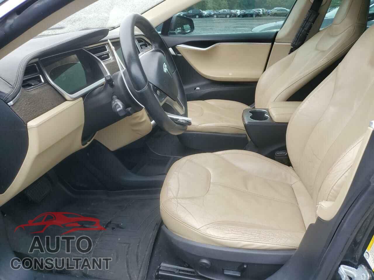 TESLA MODEL S 2013 - 5YJSA1CG2DFP20430