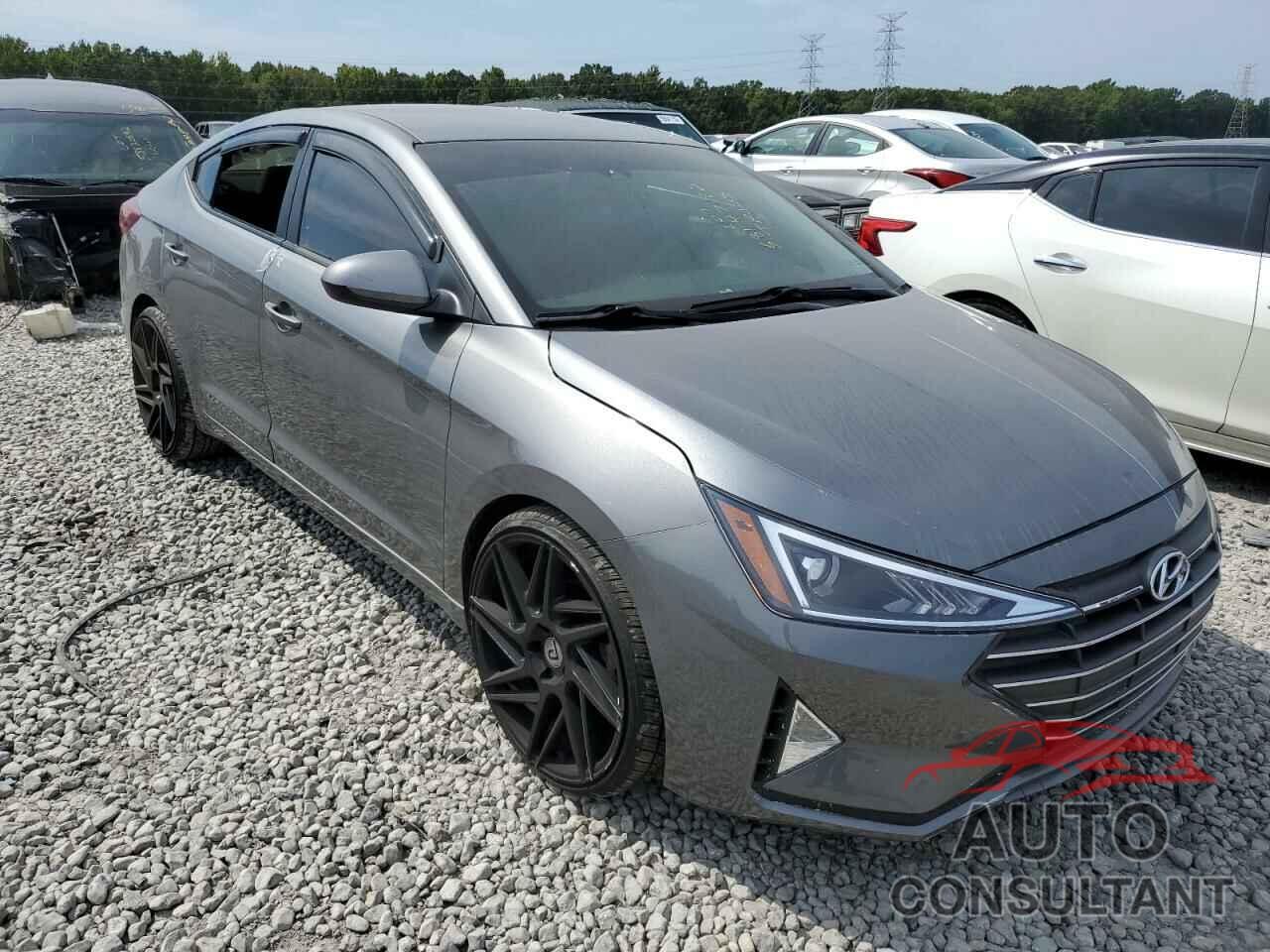 HYUNDAI ELANTRA 2019 - 5NPD84LF7KH428185
