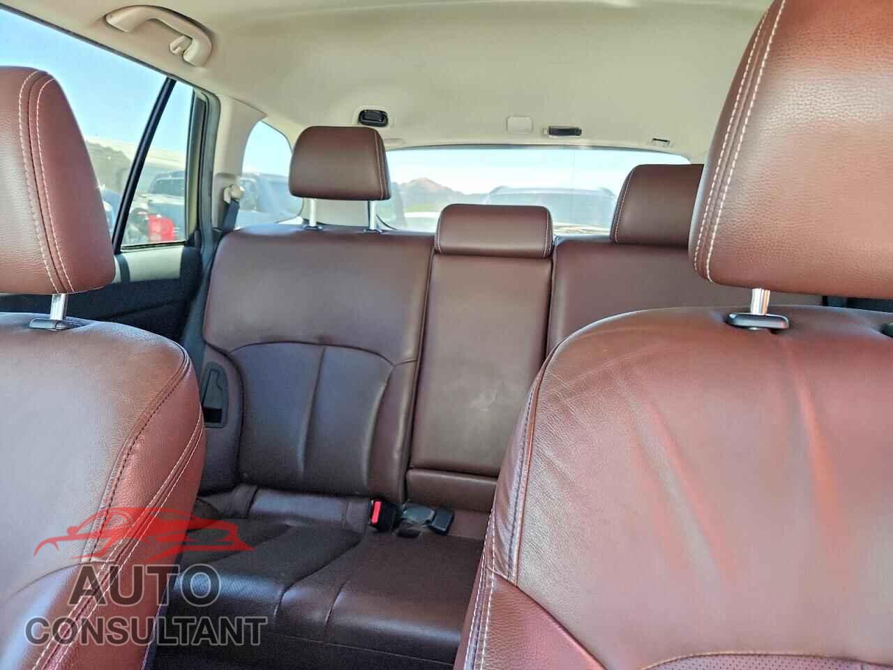 SUBARU OUTBACK 2014 - 4S4BRBPC2E3310047