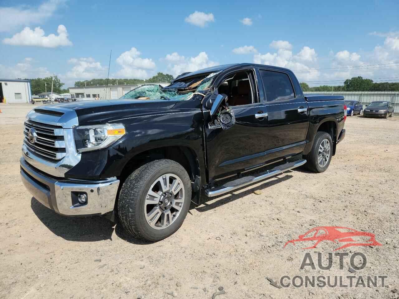 TOYOTA TUNDRA 2018 - 5TFAW5F16JX744548