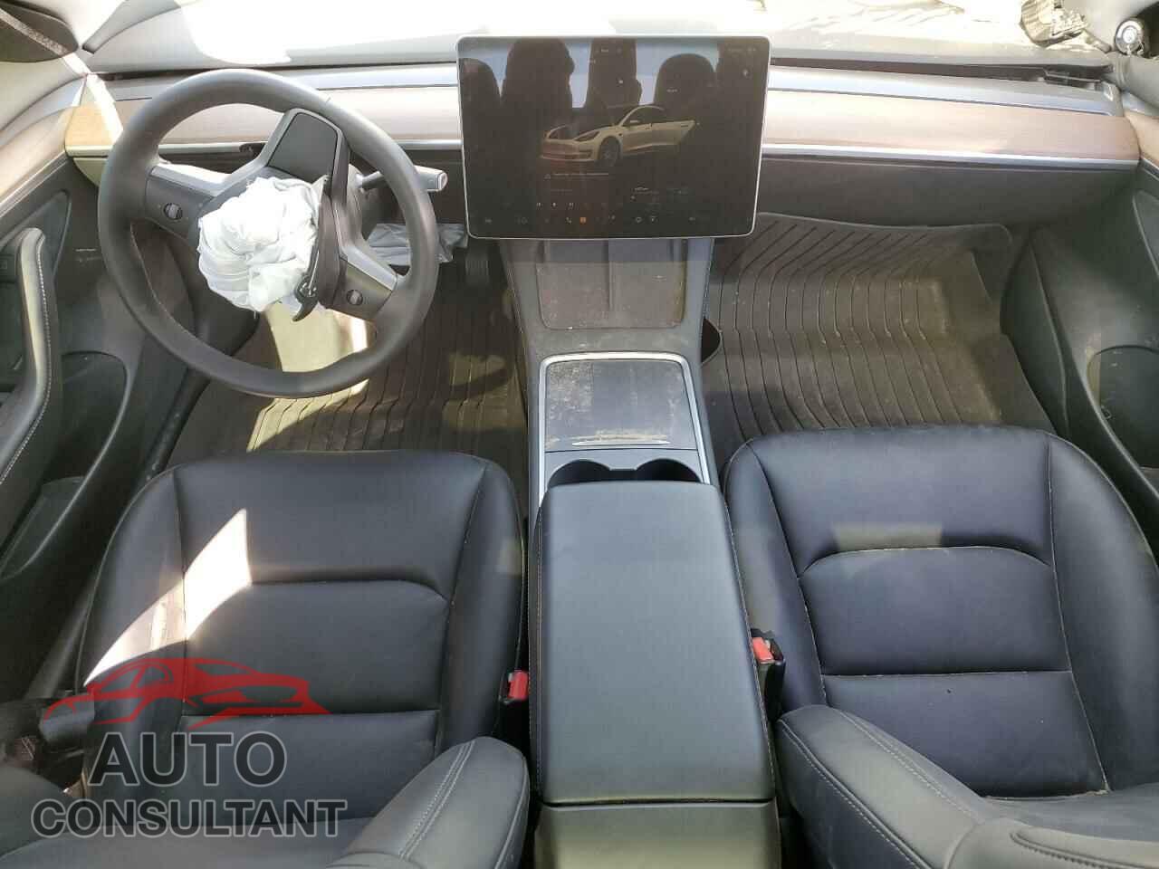 TESLA MODEL 3 2023 - 5YJ3E1EA8PF402205