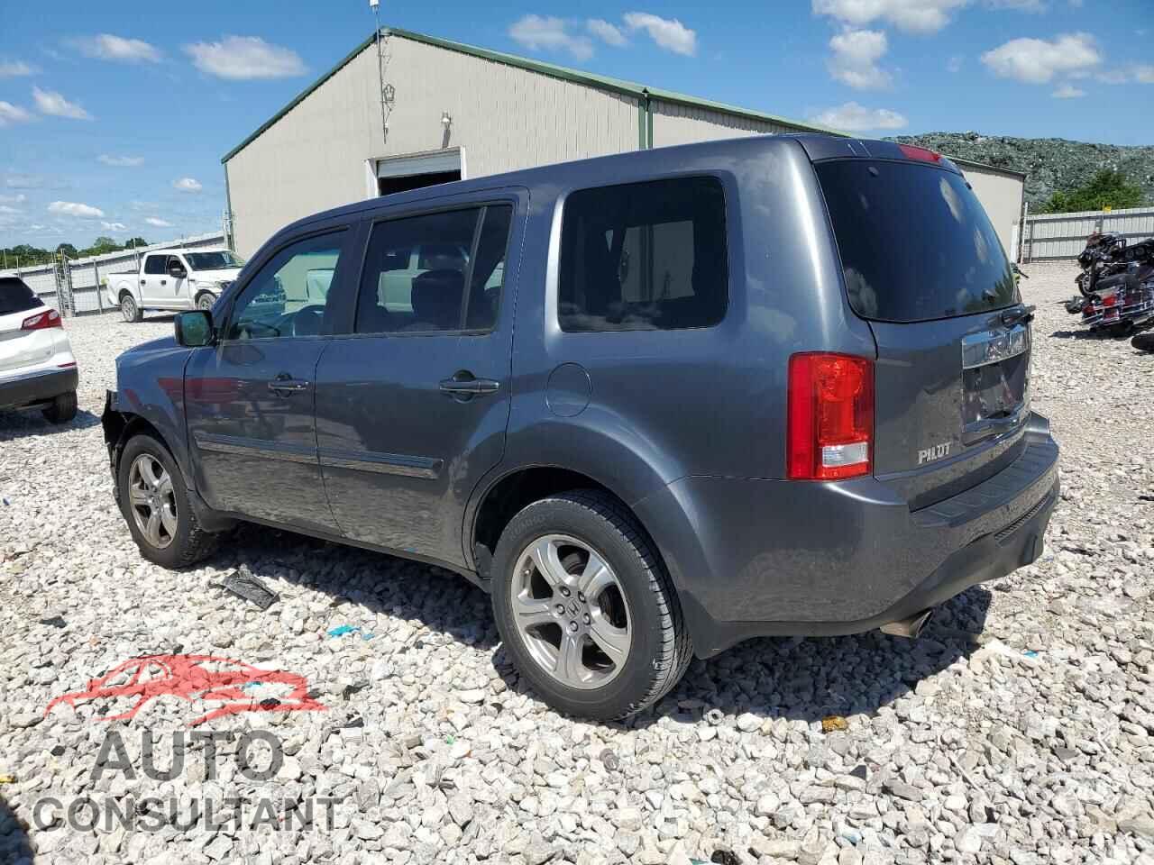 HONDA PILOT 2013 - 5FNYF4H55DB020194