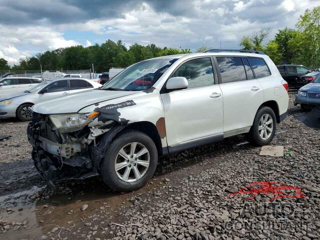 TOYOTA HIGHLANDER 2013 - 5TDBK3EH7DS186948