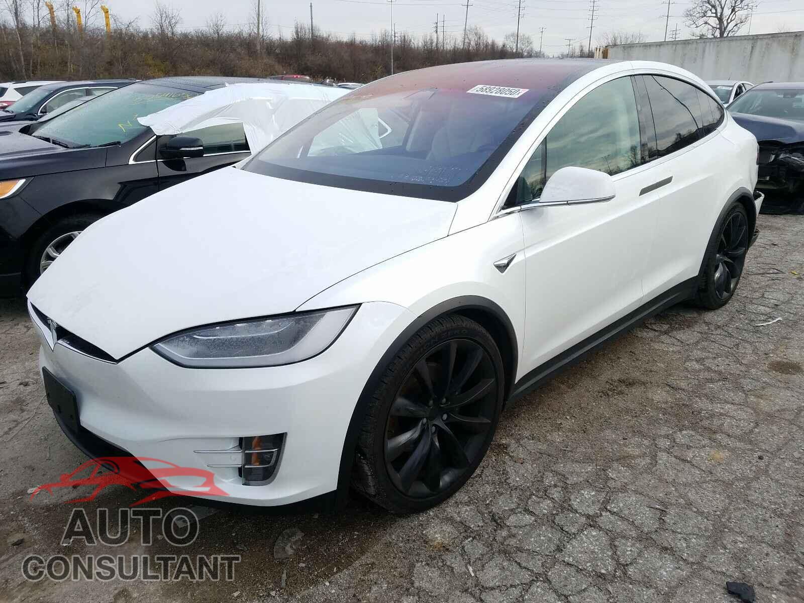 TESLA MODEL X 2017 - 5YJXCBE29HF056690