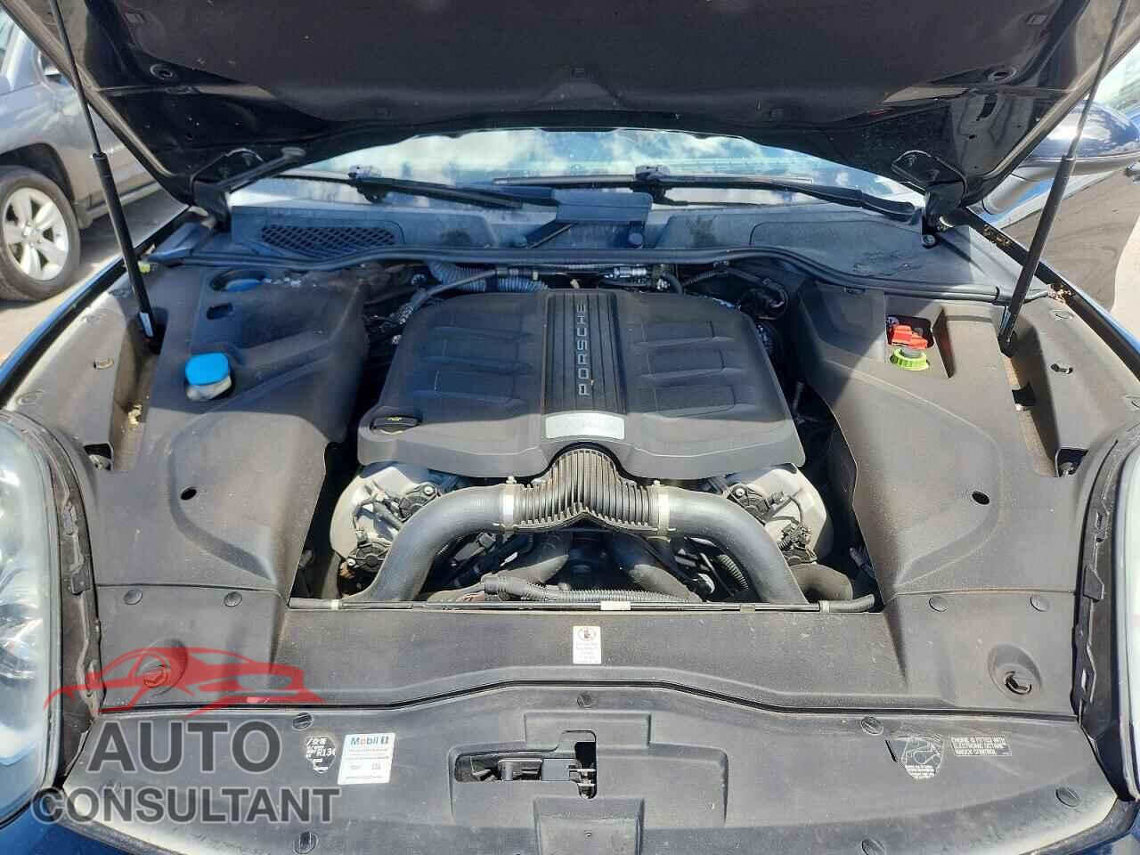 PORSCHE CAYENNE 2016 - WP1AB2A26GLA95648