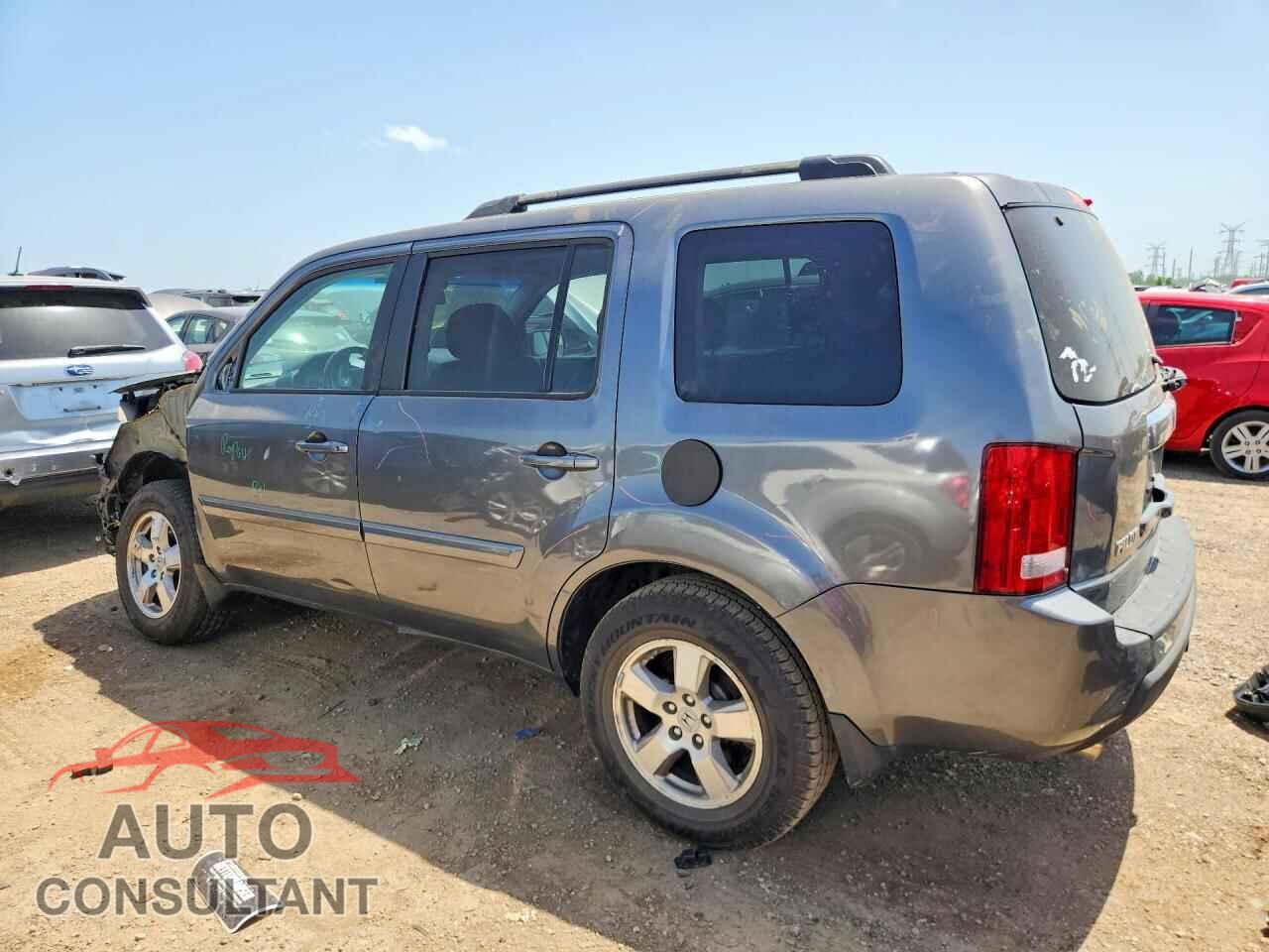 HONDA PILOT 2011 - 5FNYF4H52BB036219