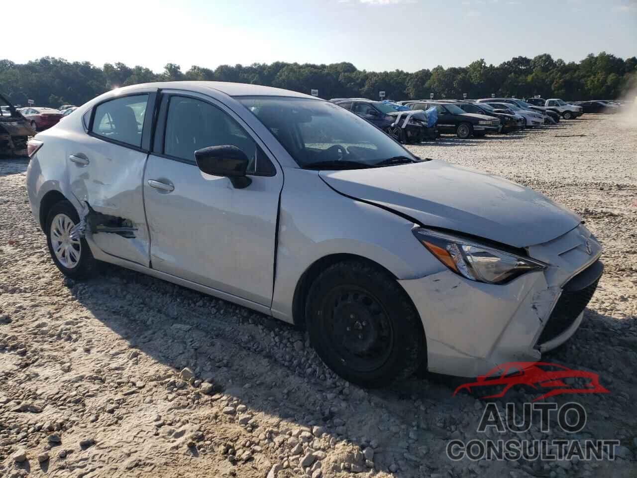 TOYOTA YARIS 2019 - 3MYDLBYV6KY519147