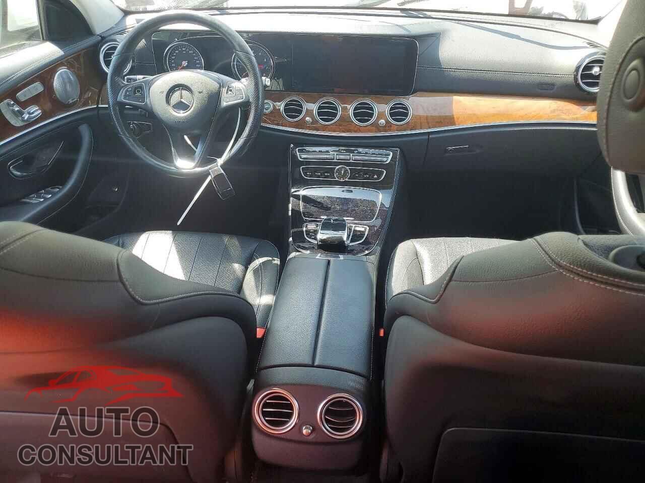 MERCEDES-BENZ E-CLASS 2017 - WDDZF4KB2HA279684