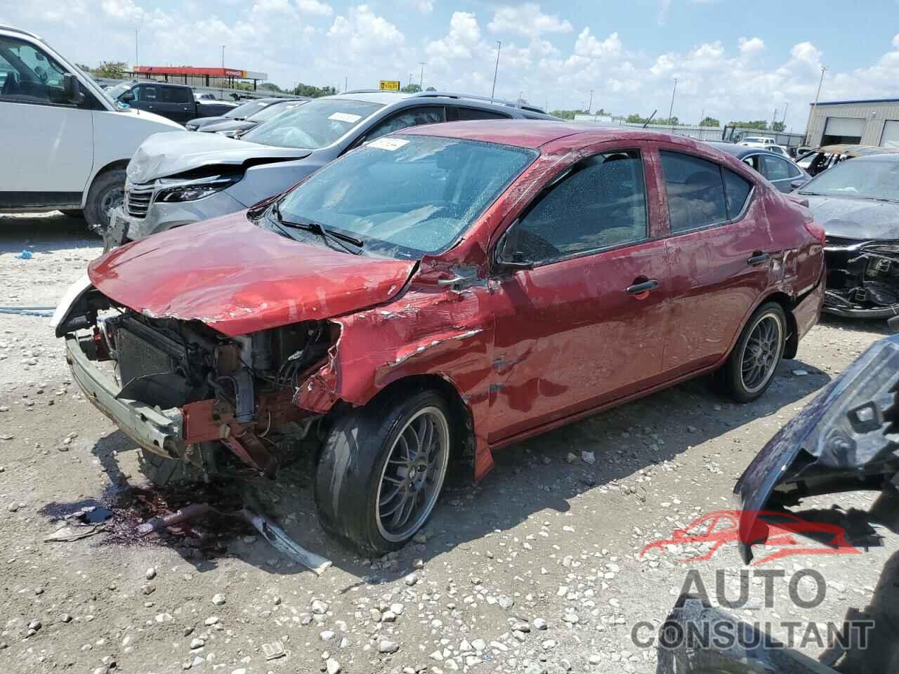 NISSAN VERSA 2017 - 3N1CN7AP9HL841495