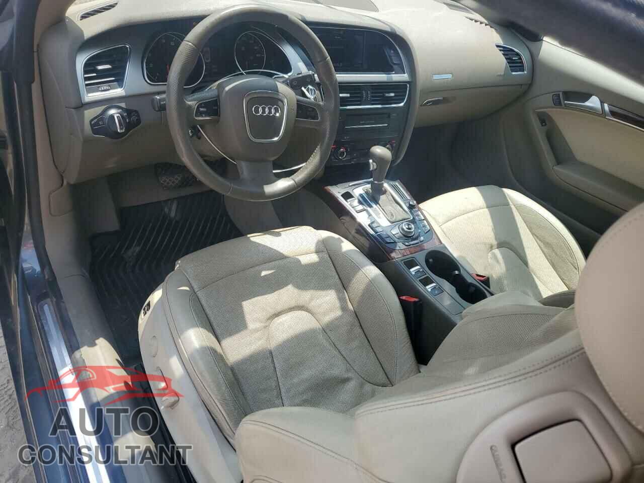 AUDI A5 2012 - WAULFAFH3CN007303