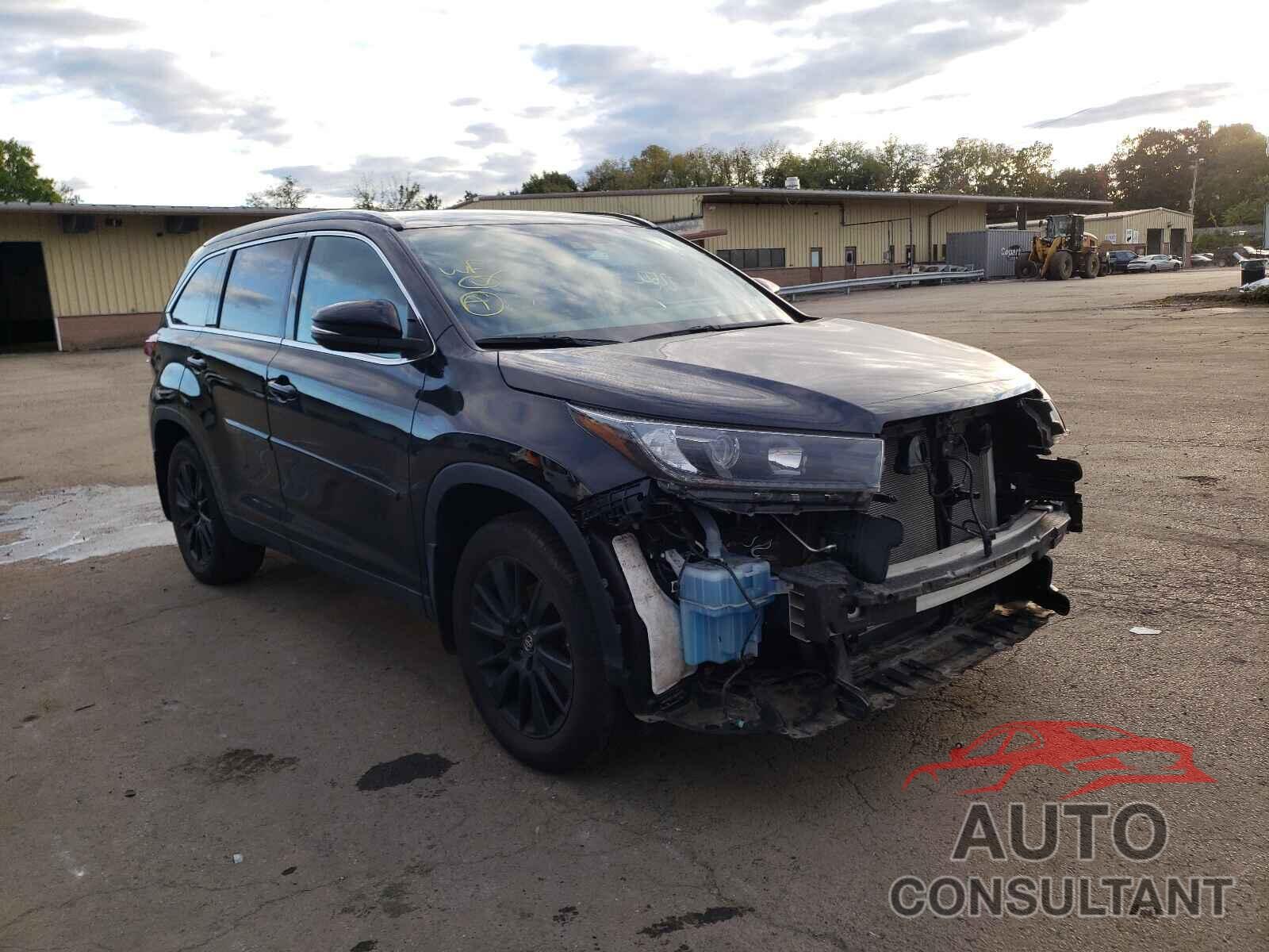TOYOTA HIGHLANDER 2019 - 5TDJZRFH0KS611299