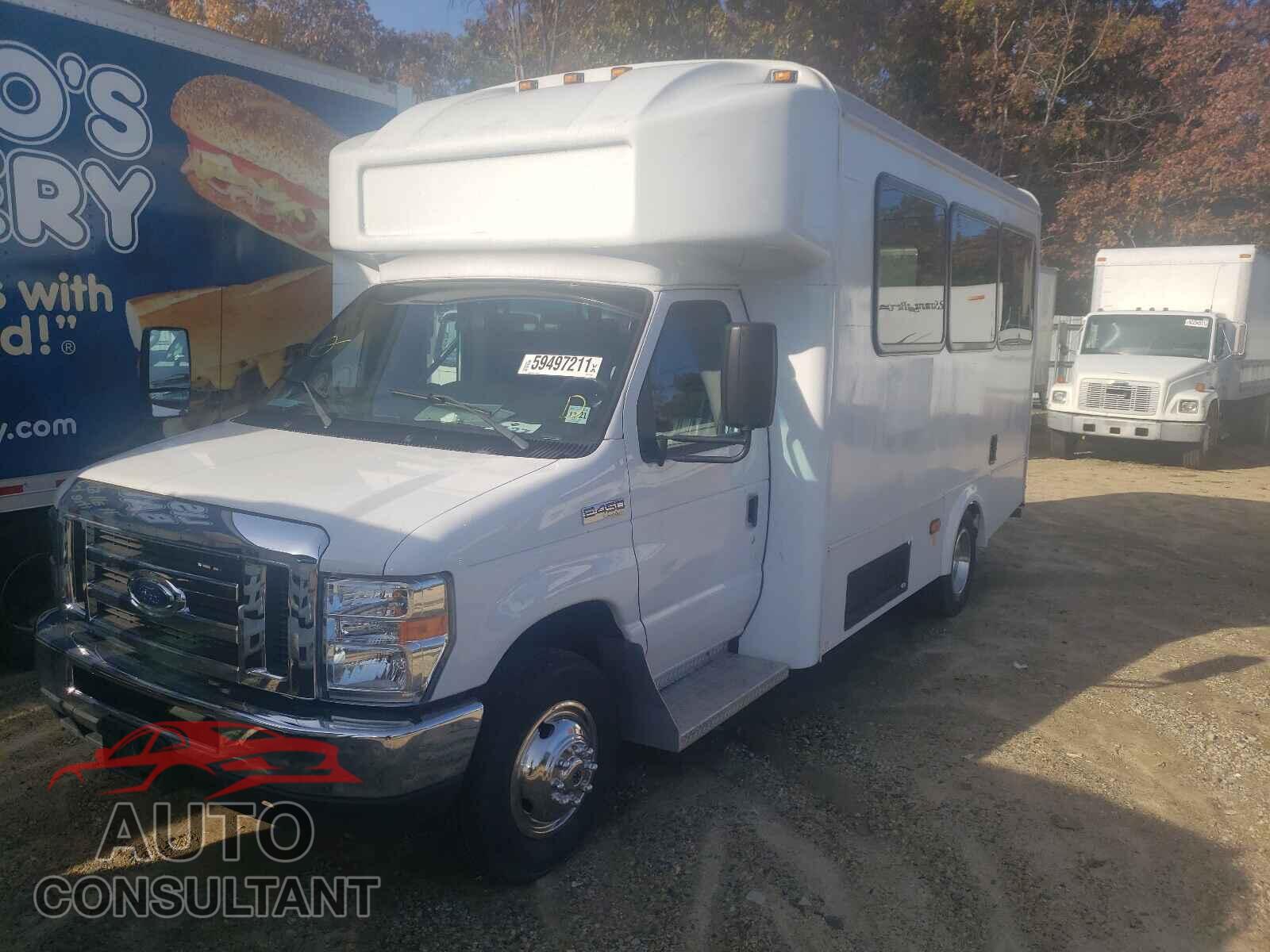 FORD ECONOLINE 2017 - 1FDFE4FS8HDC07389