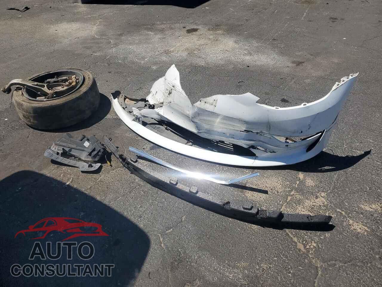 TESLA MODEL 3 2019 - 5YJ3E1EA6KF401739