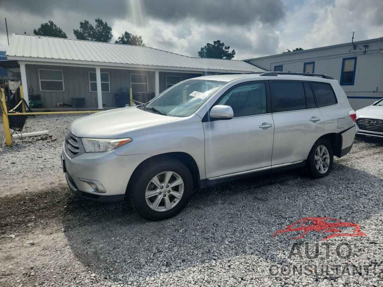 TOYOTA HIGHLANDER 2013 - 5TDBK3EH3DS230184