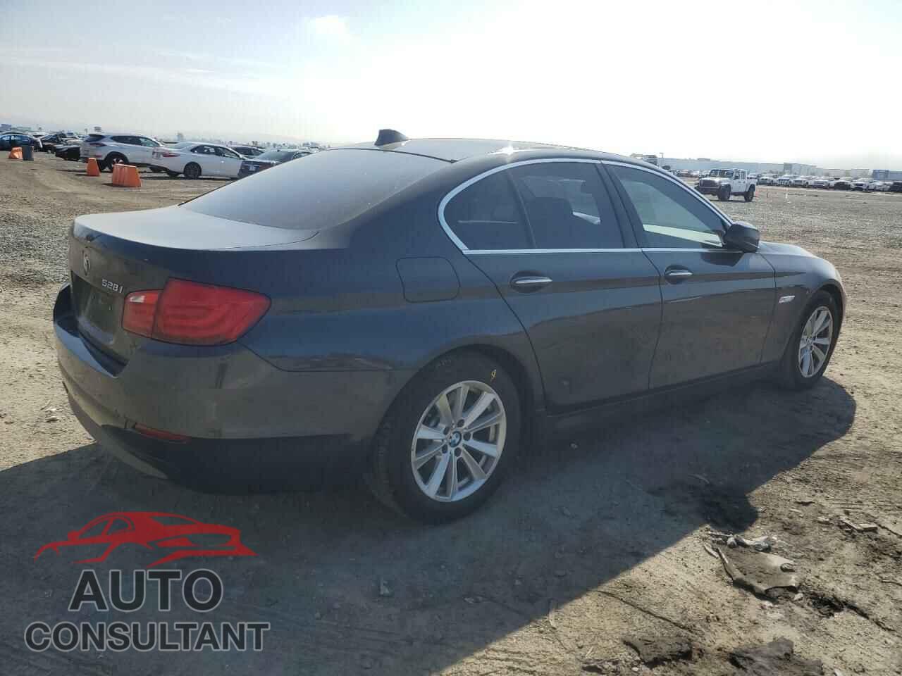 BMW 5 SERIES 2013 - WBAXG5C53DD232182